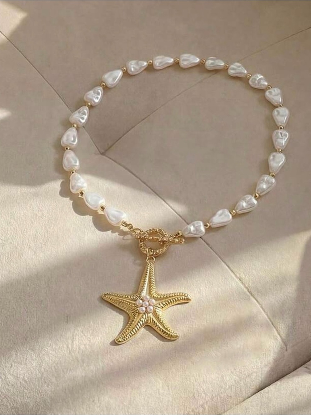 Gold Starfish & Pearl Statement Necklace – Coastal Vacation Jewelry